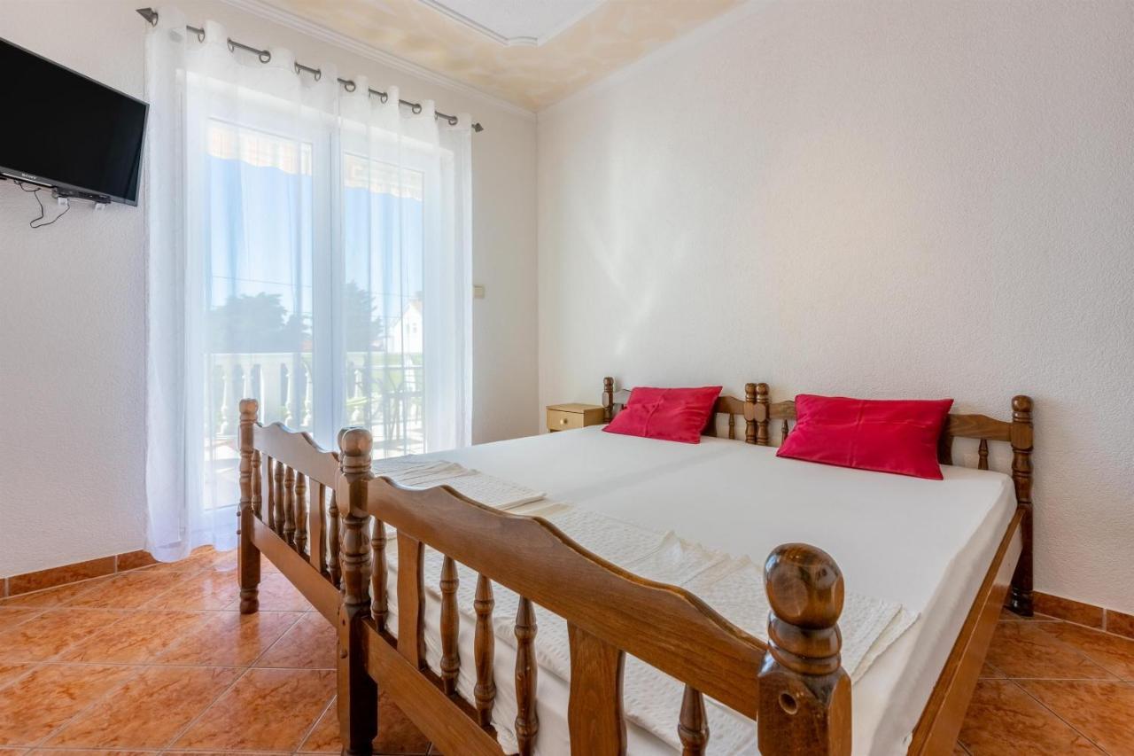 Apartments Pera Selce Ngoại thất bức ảnh