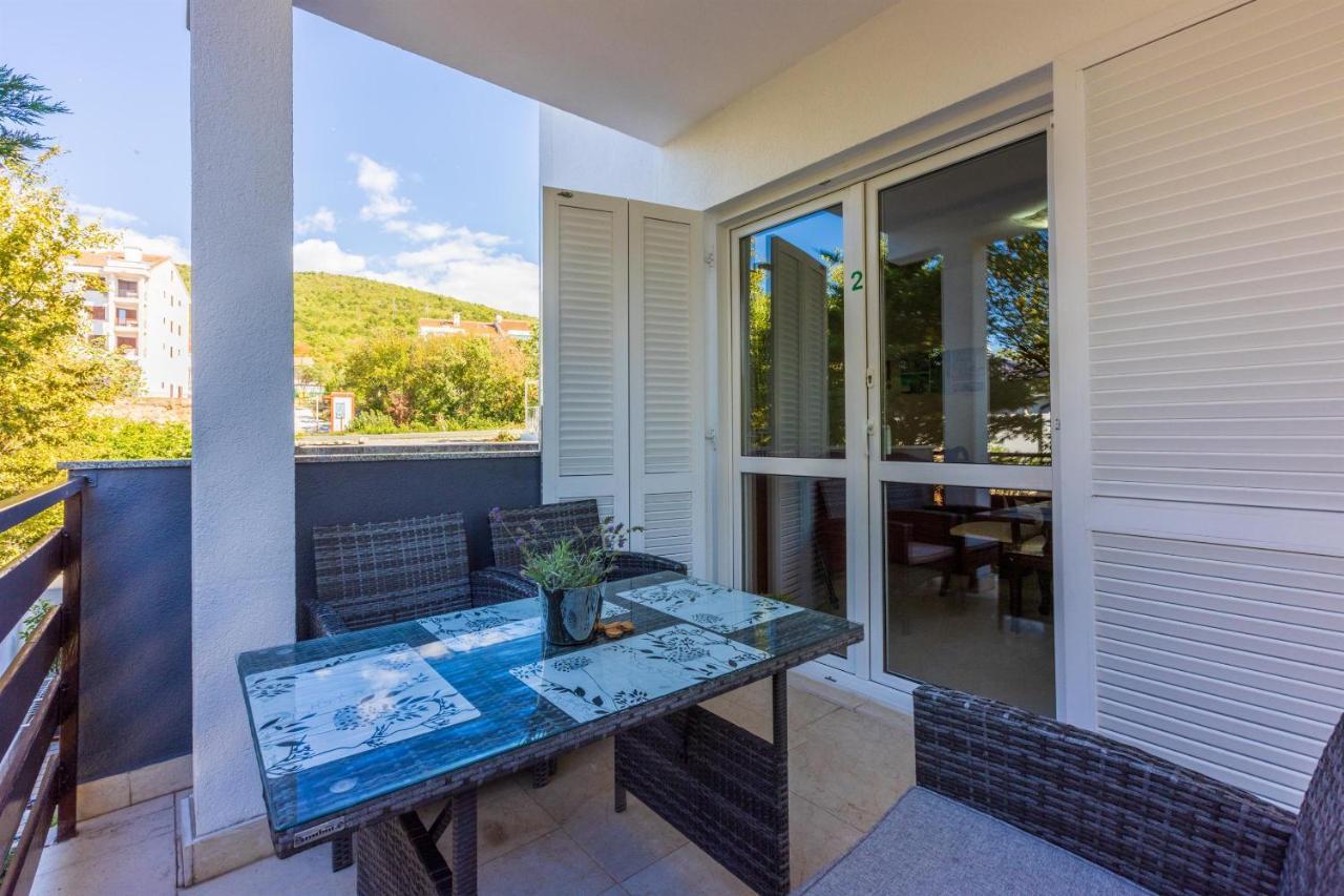 Apartments Pera Selce Ngoại thất bức ảnh