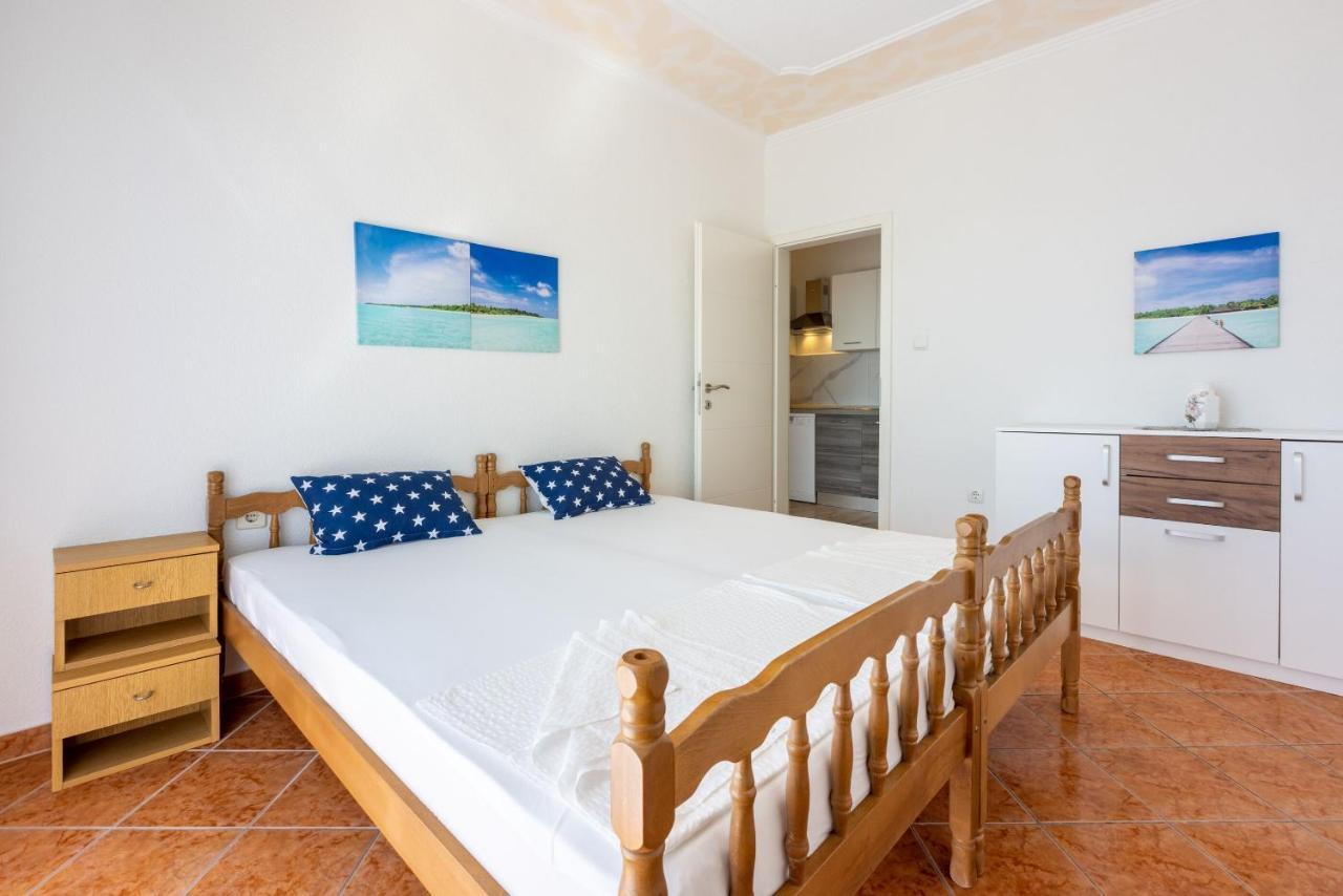 Apartments Pera Selce Ngoại thất bức ảnh