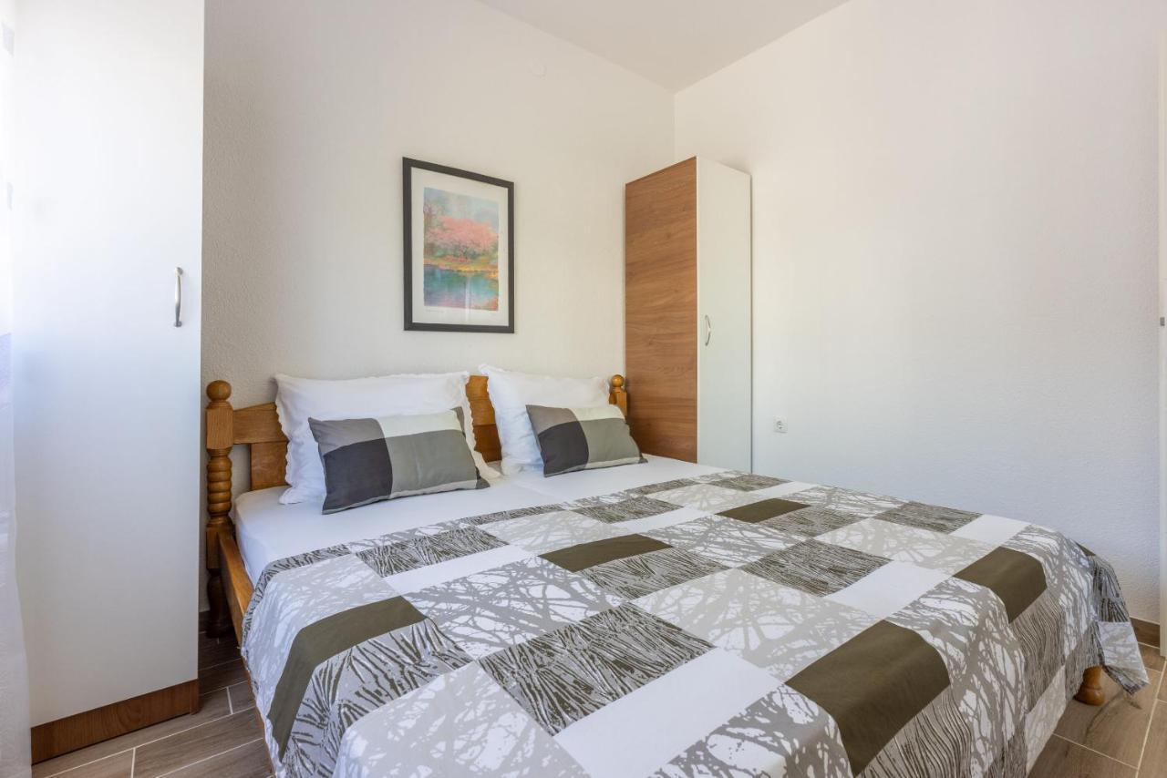 Apartments Pera Selce Ngoại thất bức ảnh