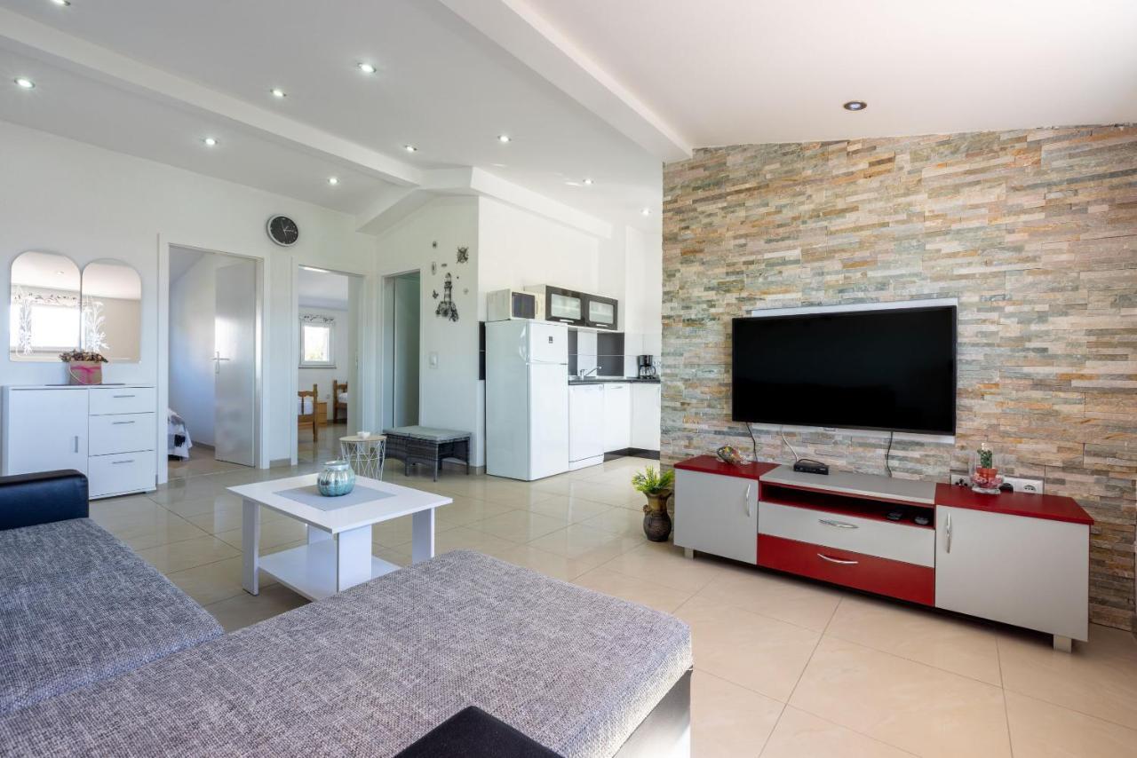 Apartments Pera Selce Ngoại thất bức ảnh
